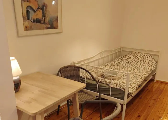 - Sleeps 4 - Location Daire