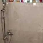 - Sleeps 4 - Location Θεσσαλονίκη