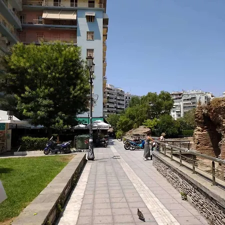 4 Guests - Balcony - A C - Attractions Apartment Thessaloniki