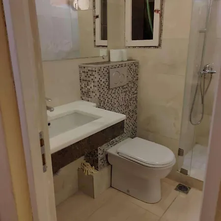 Apartment 4 Guests - Balcony - A C - Attractions Thessaloniki