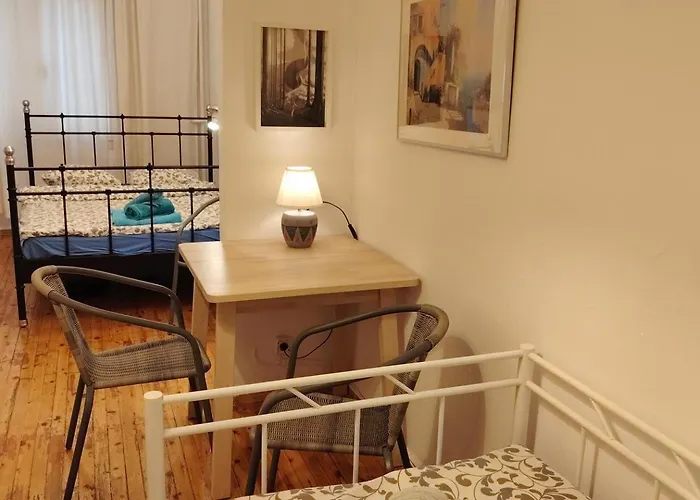 아파트 - Sleeps 4 - Location *