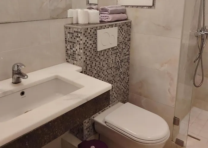 아파트 - Sleeps 4 - Location *